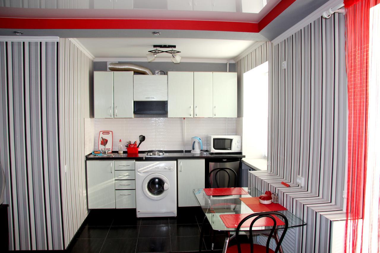 Apartment On Bohoiavlenskyi Avenue Nikolayev Ngoại thất bức ảnh